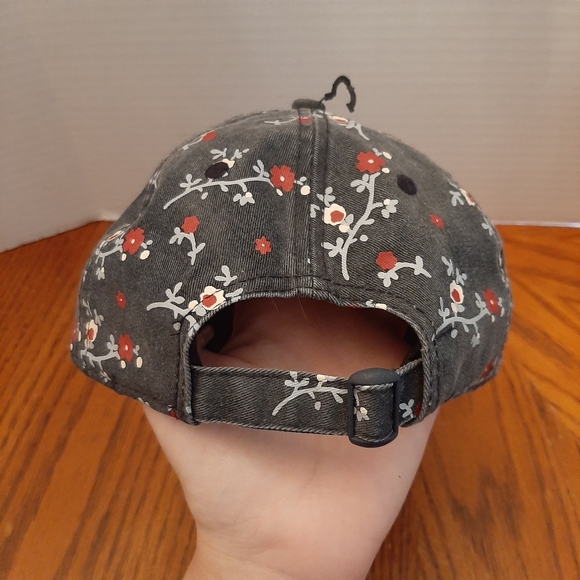 🔥Houston Texans (NEW) NFL Women's New Era Navy Floral 9TWENTY Adjustable Hat - Picture 2 of 6